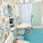Casa Colomba بيت للعطل *